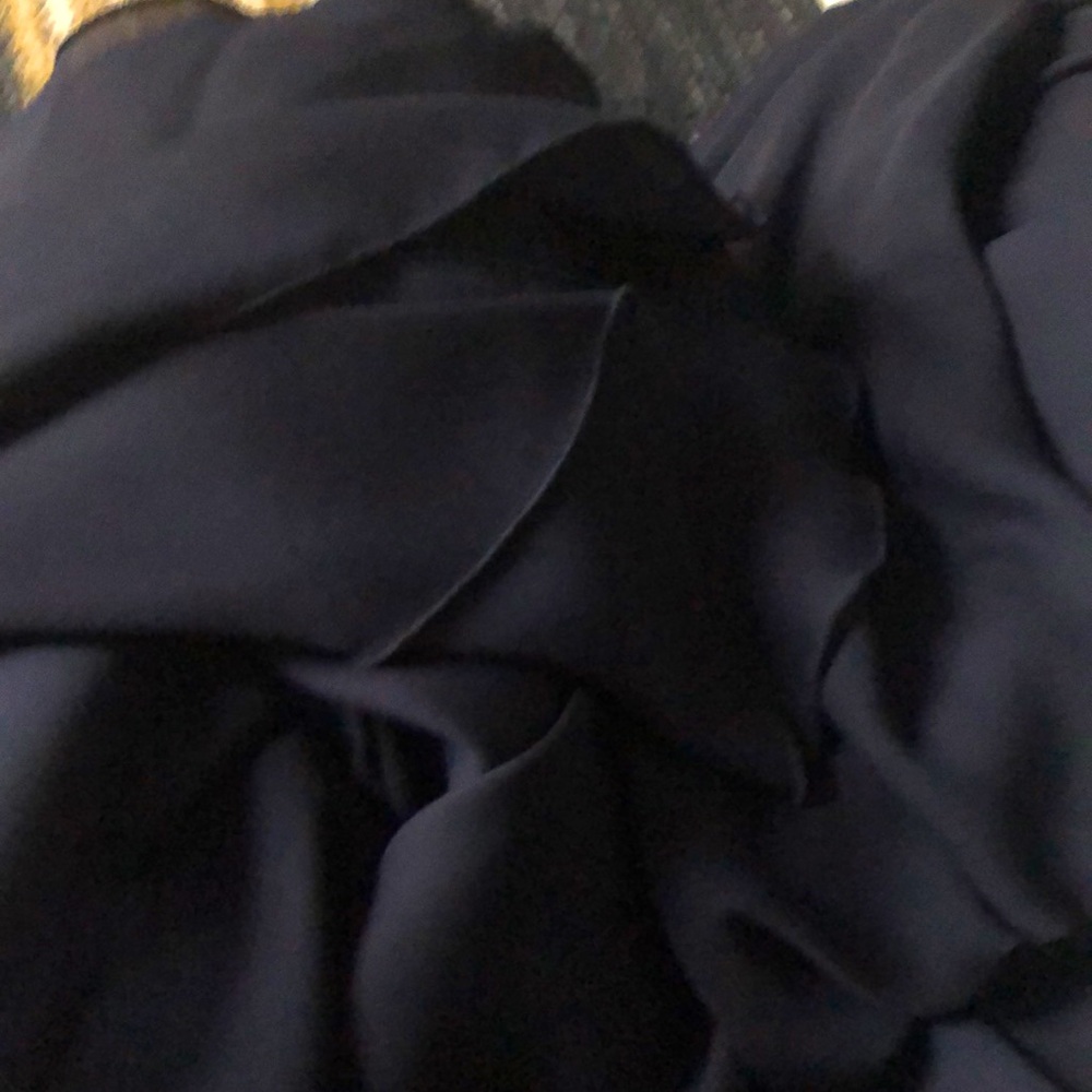 JESSICA (14) Elegant navy blue airy gown with lining & bow detail on the back - Picture 6 of 11